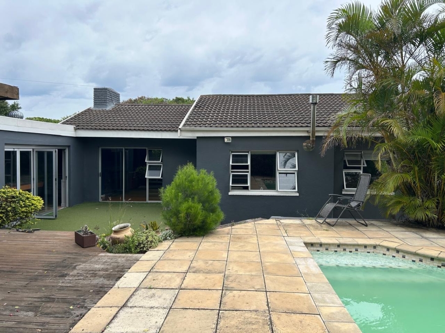 To Let 4 Bedroom Property for Rent in Mill Park Eastern Cape